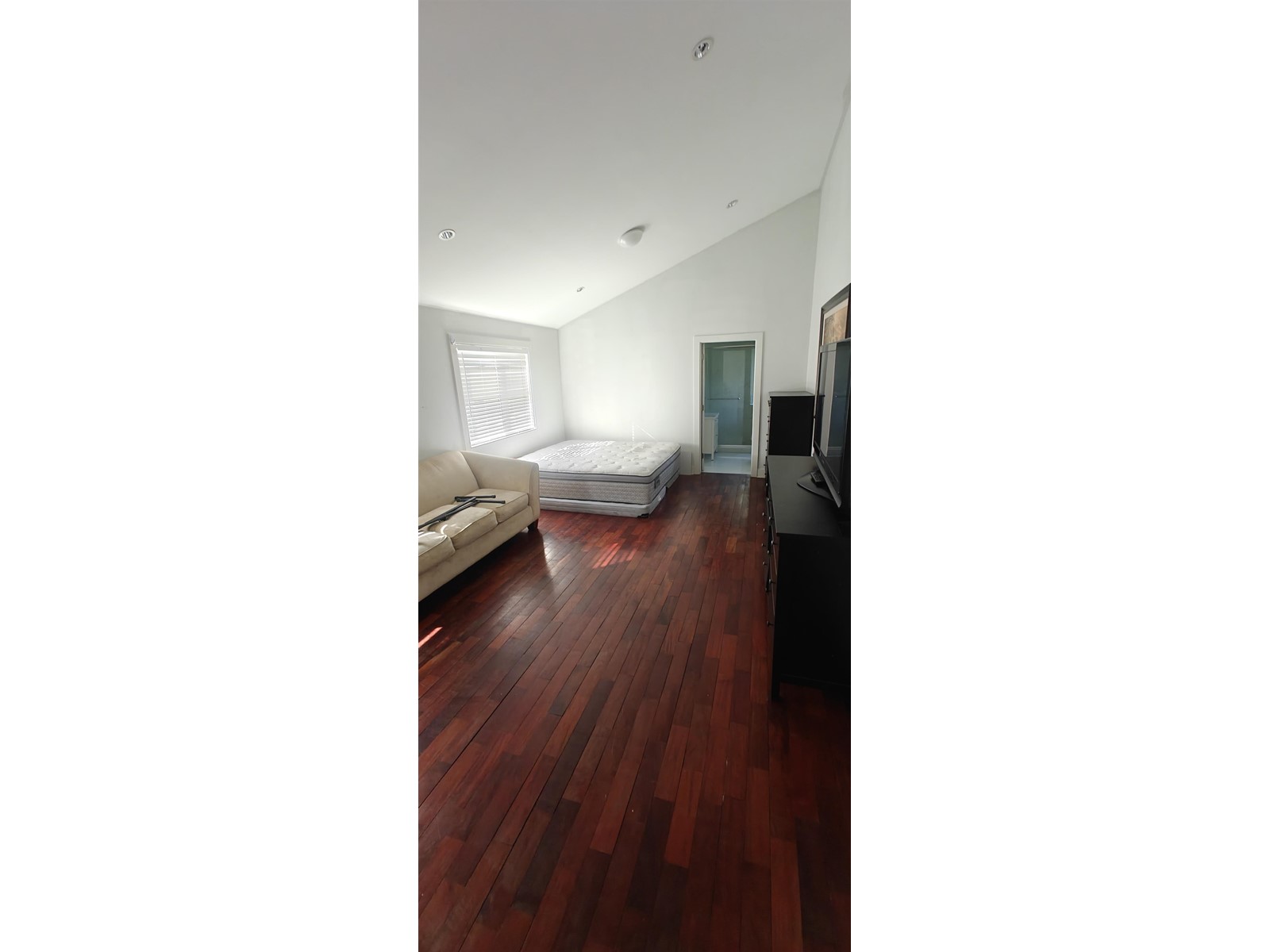 23455 8 AVENUE, Langley real estate listing R2924598