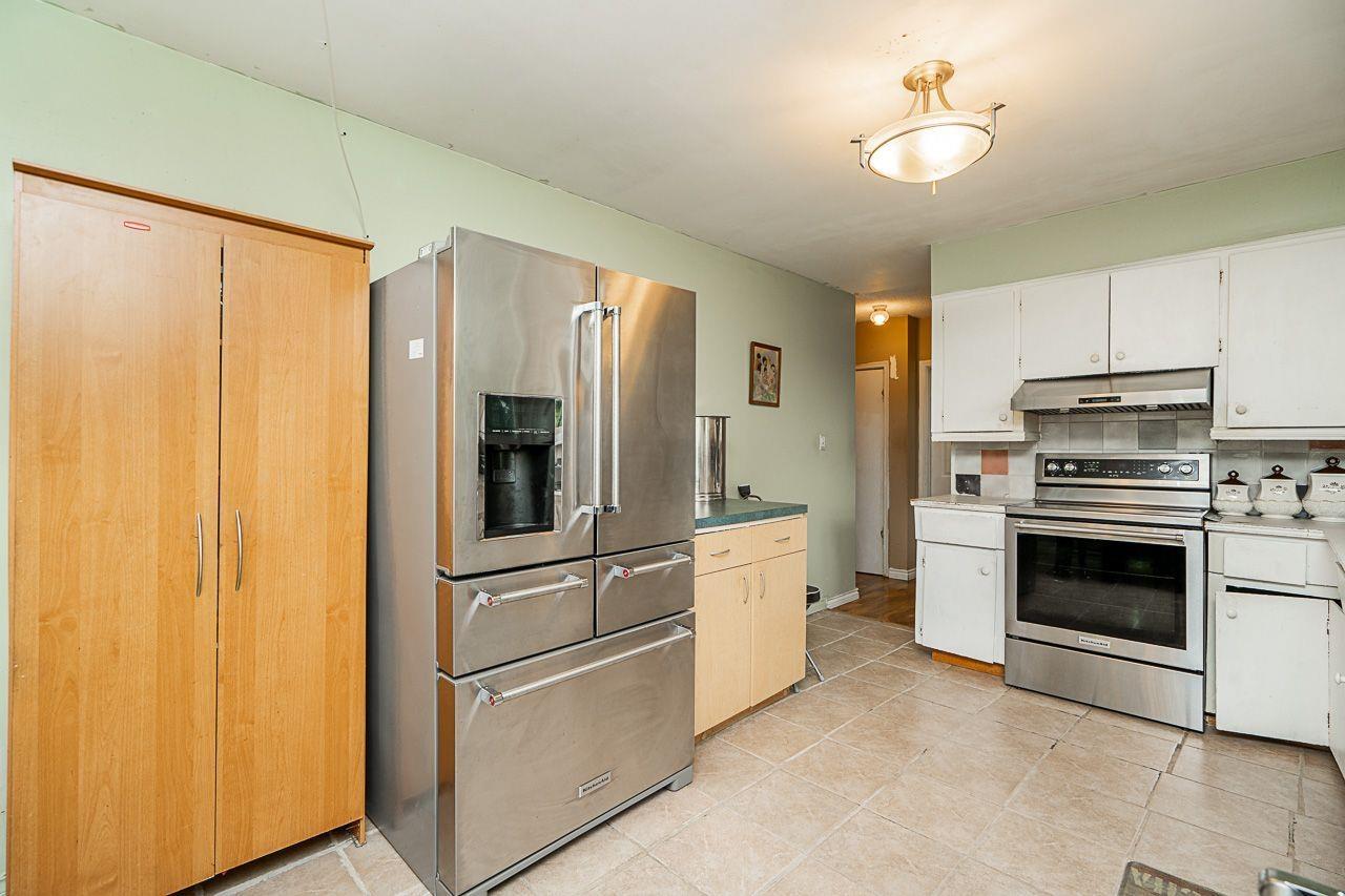 Photo 12 of 13376 89 A Avenue, Surrey BC