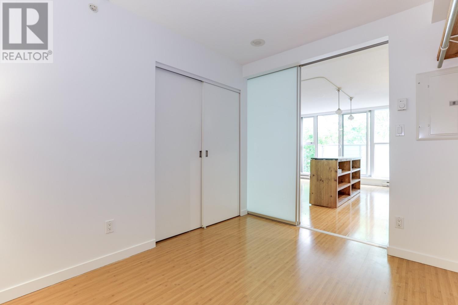 302 168 POWELL STREET, Vancouver