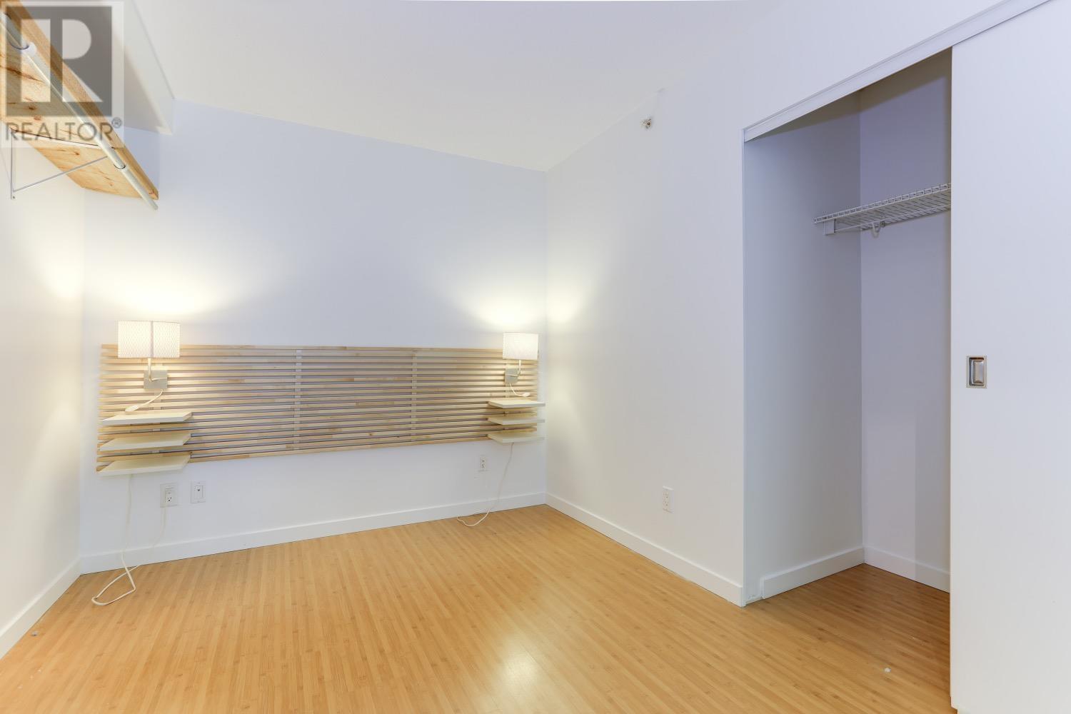 302 168 POWELL STREET, Vancouver
