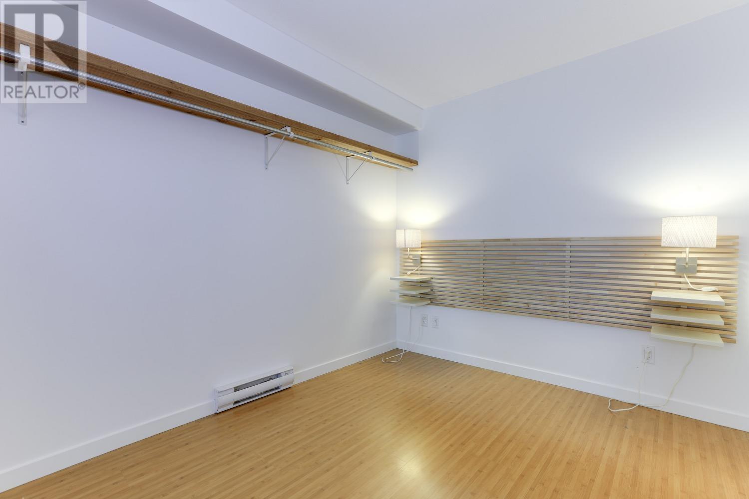 302 168 POWELL STREET, Vancouver