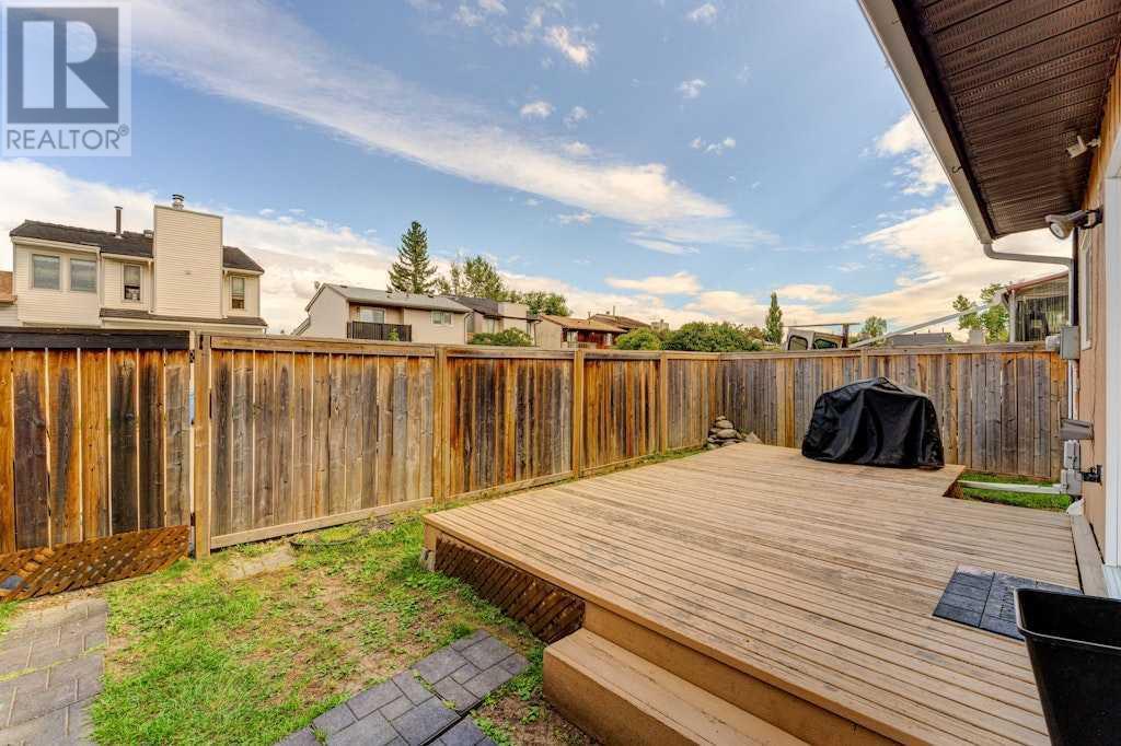 Single Family House for Sale in   Street NE Pineridge Calgary 