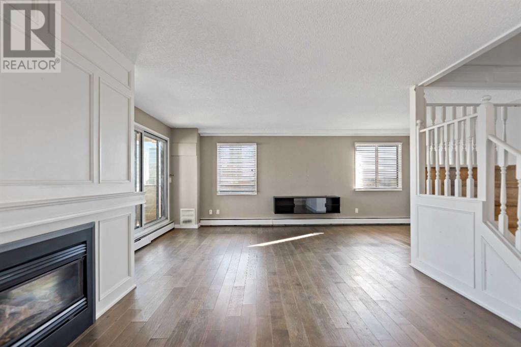 Single Family House High rise for Sale in    Avenue SW Beltline Calgary 