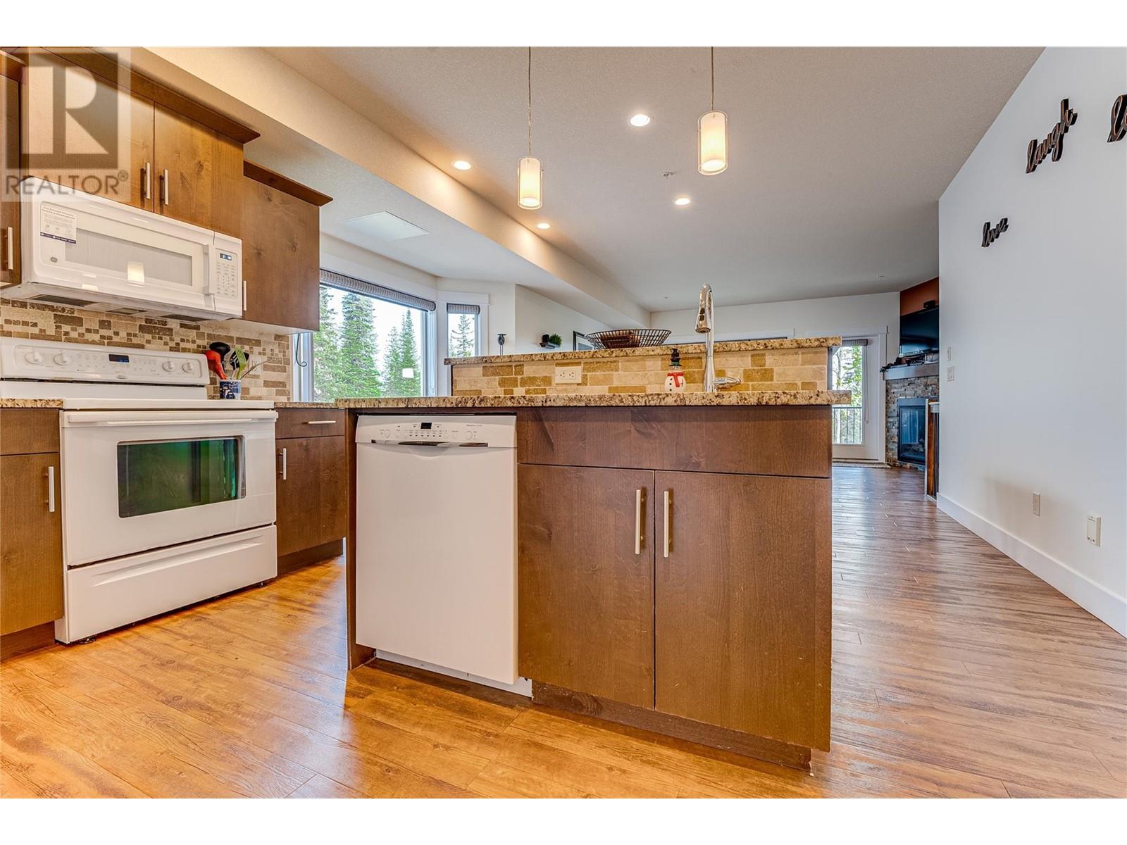 130 Arnica Lane, Silver Star