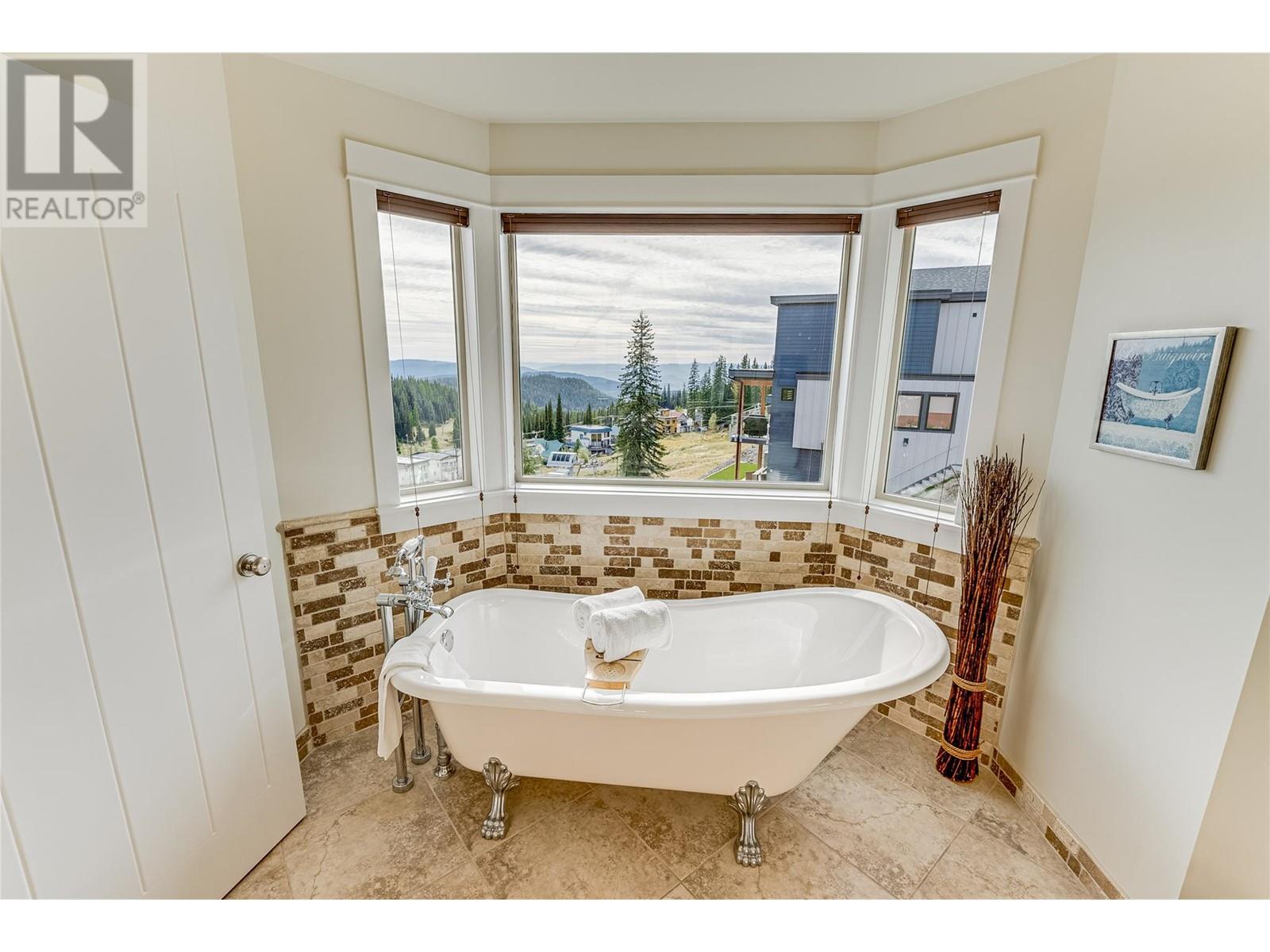 130 Arnica Lane, Silver Star