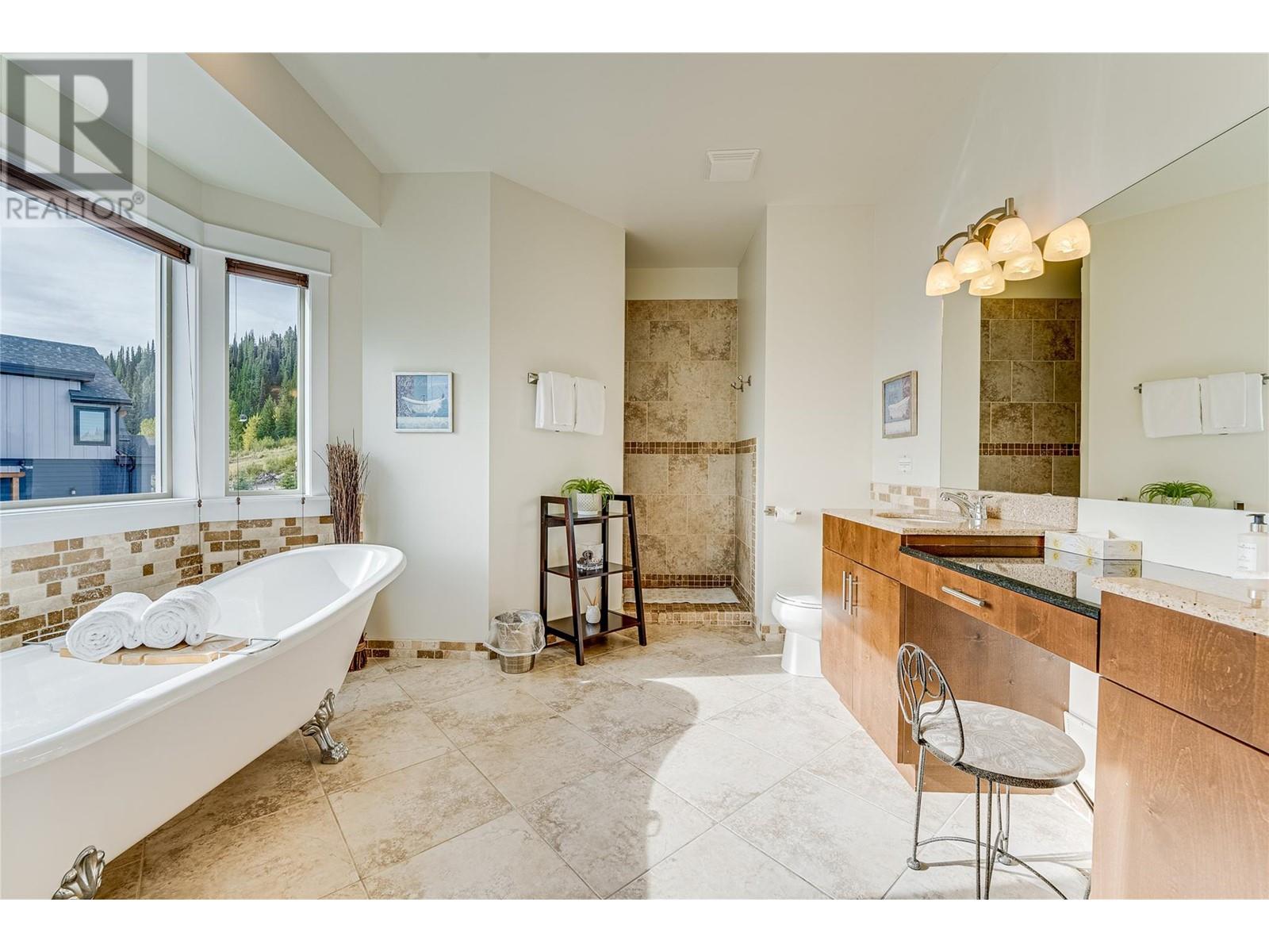 130 Arnica Lane, Silver Star