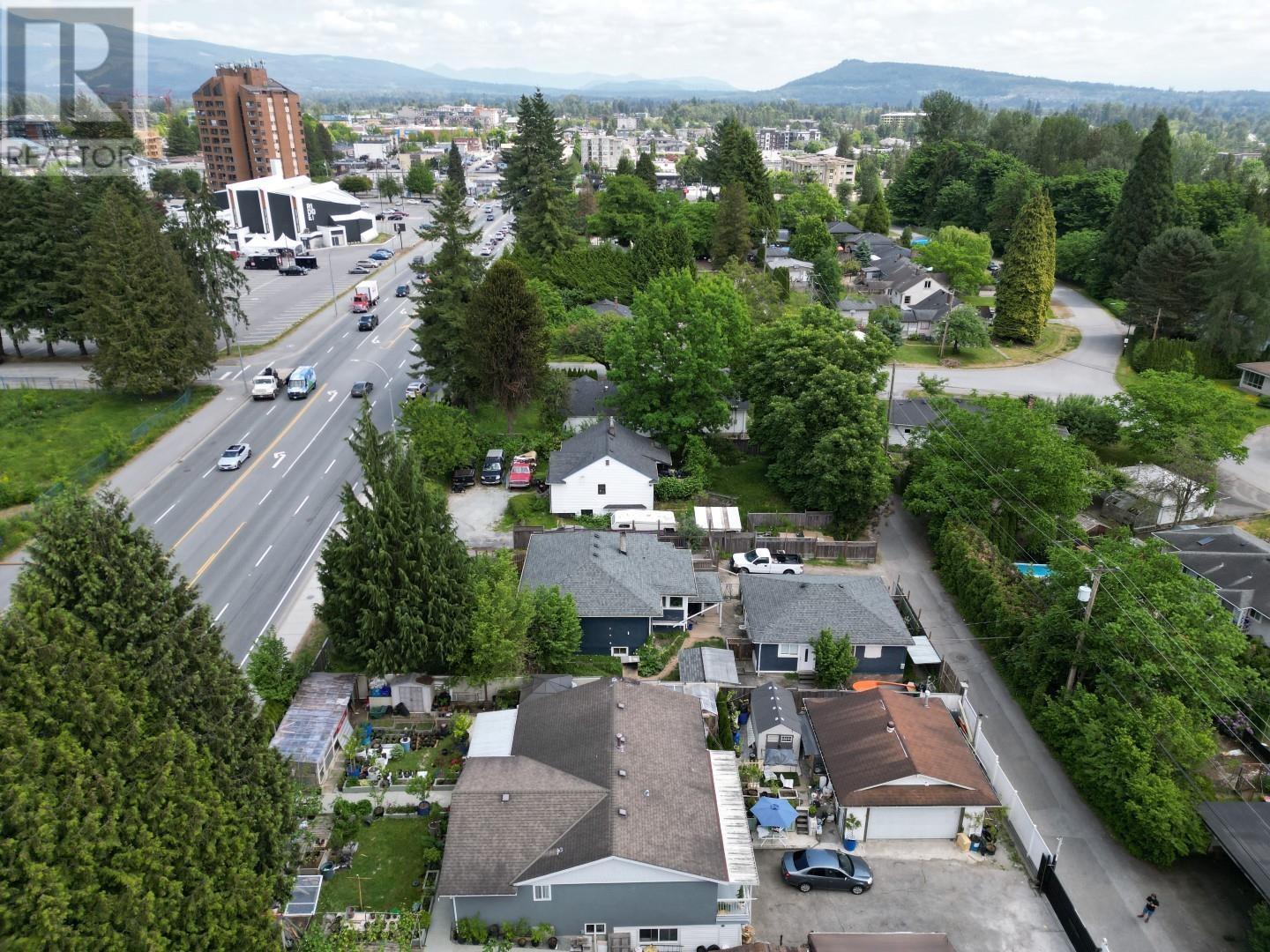 22056 LOUGHEED HIGHWAY, Maple Ridge real estate listing R2933740