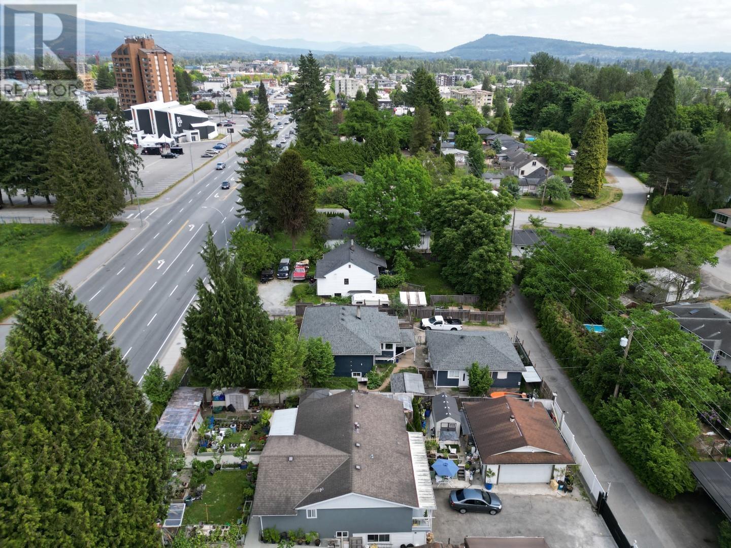 22056 LOUGHEED HIGHWAY, Maple Ridge real estate listing R2933740