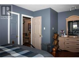 253 John Cabot Drive thumbnail 15
