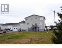 253 John Cabot Drive thumbnail 2