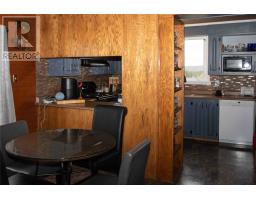 253 John Cabot Drive thumbnail 7