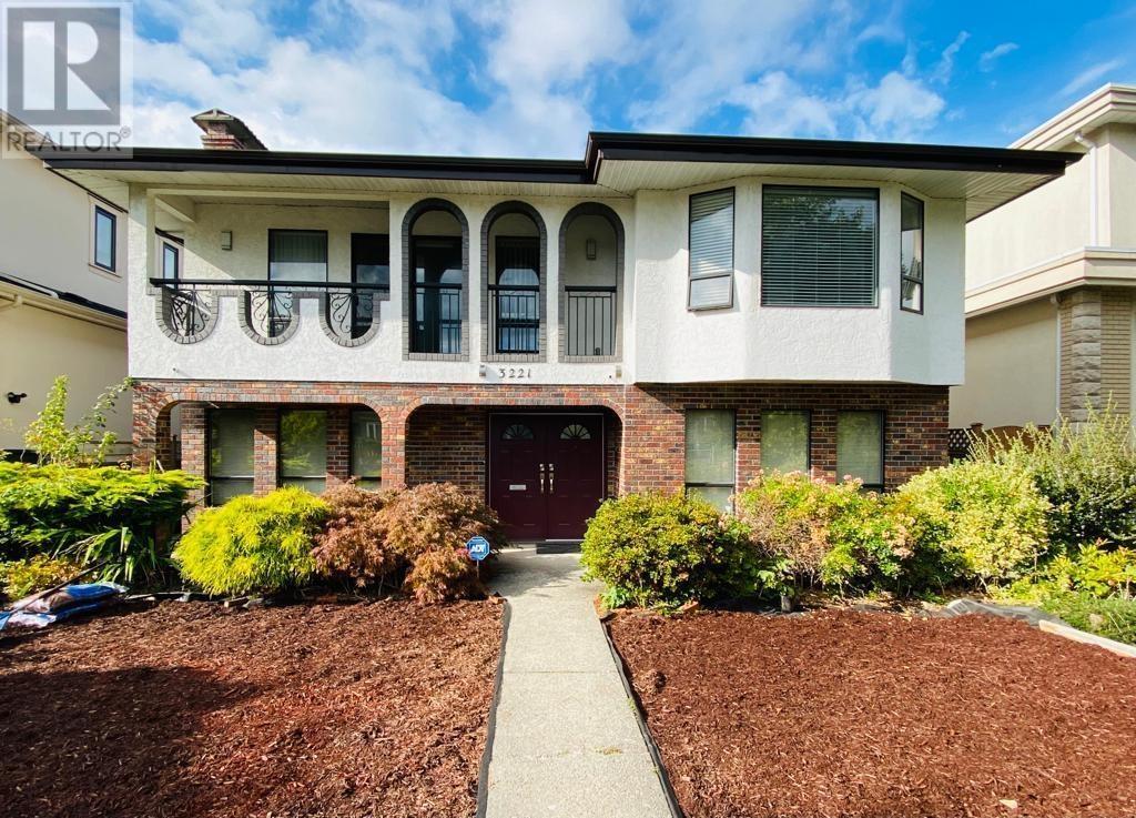 3221 E 50th Avenue, Vancouver