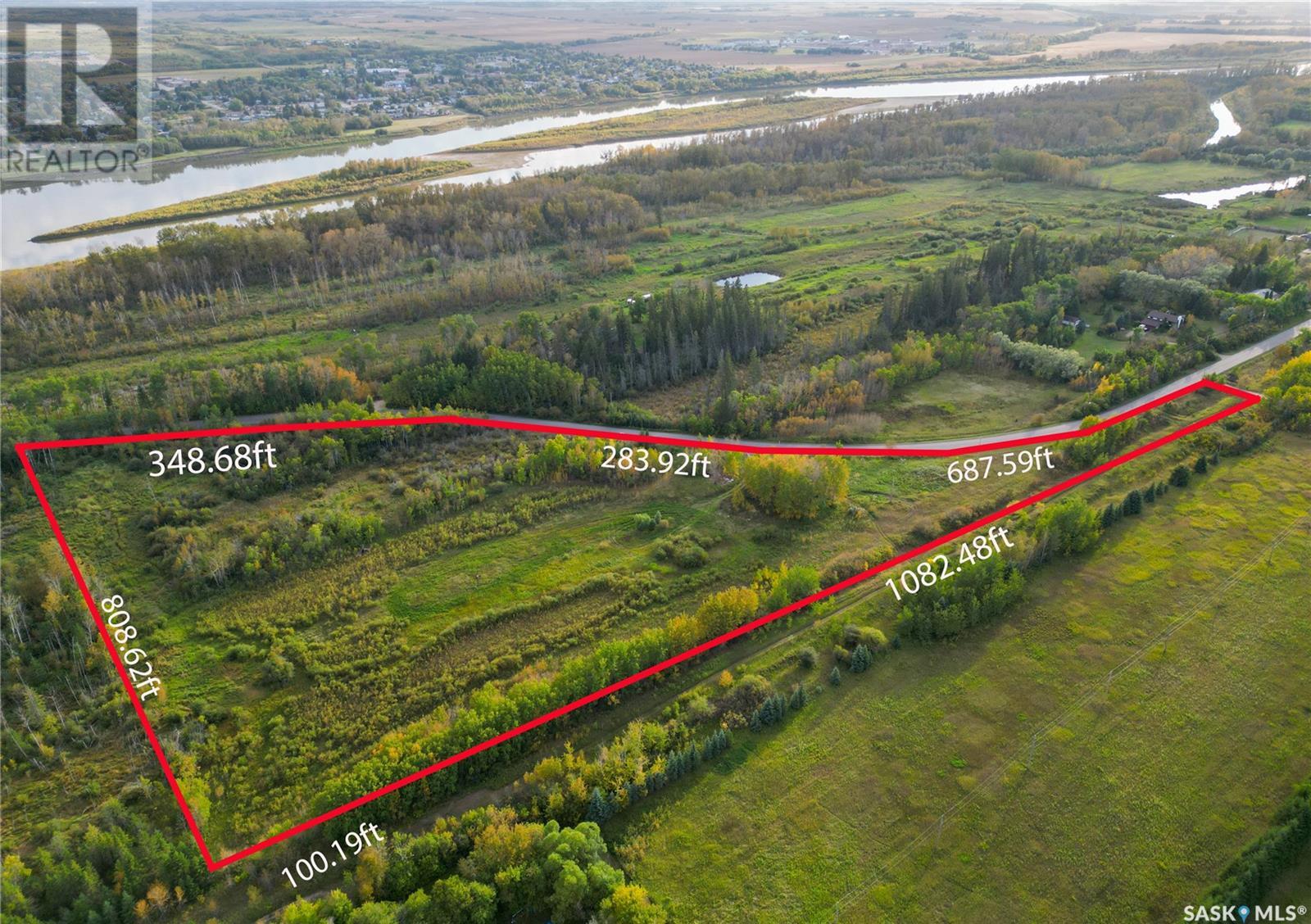 Photo 7 of 898 Riverside Drive, Prince Albert SK