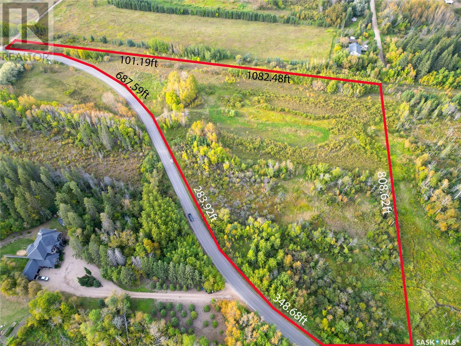 Photo 9 of 898 Riverside Drive, Prince Albert SK