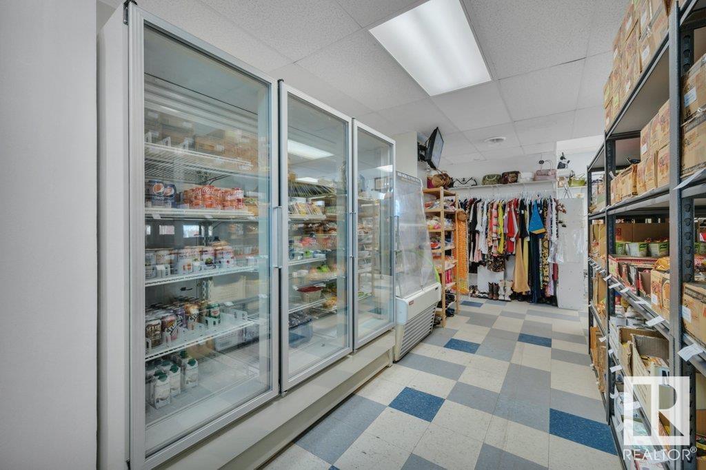 Retail for Sale in  FORT RD NW Edmonton 