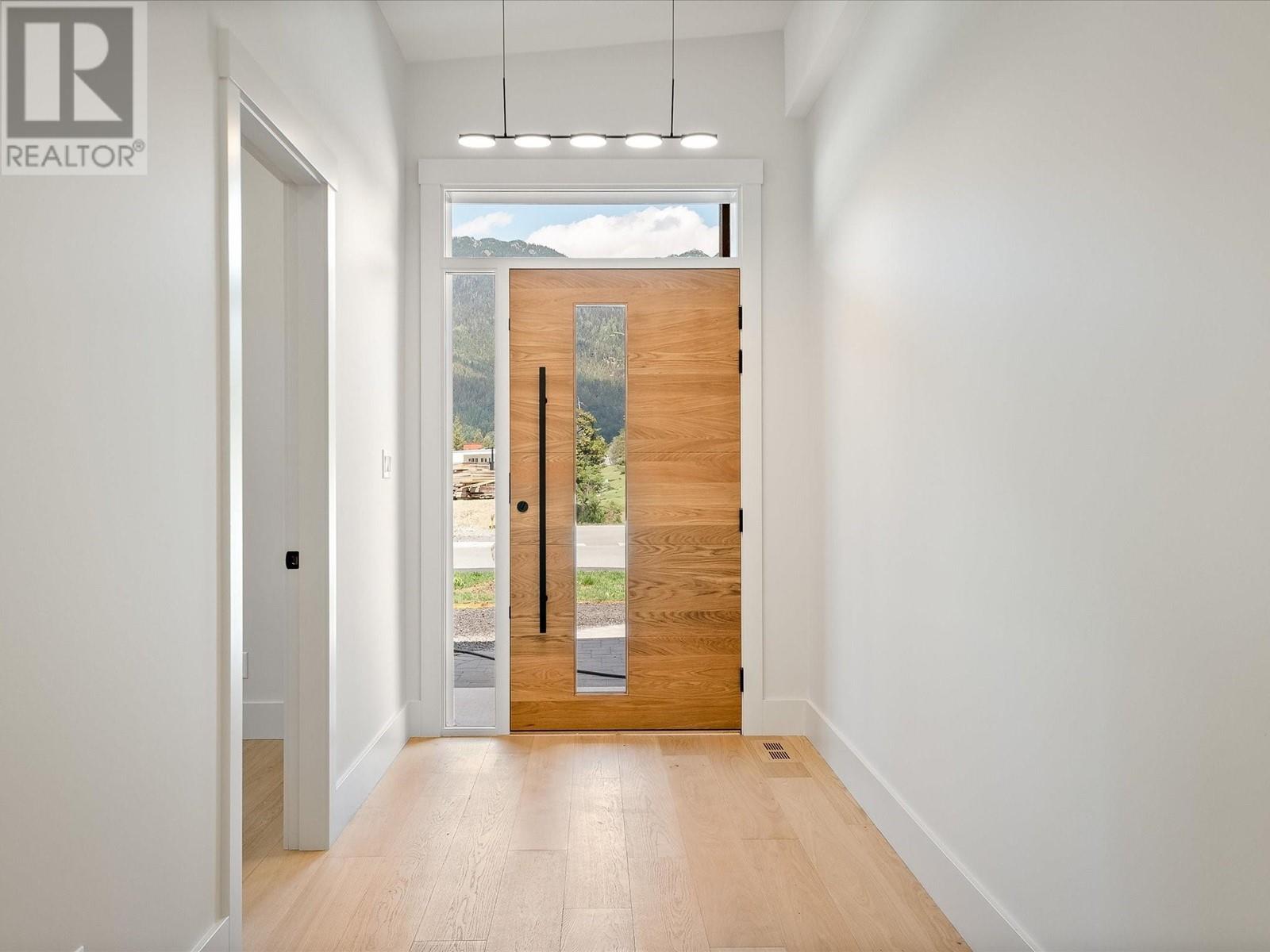 1710 RIVER RUN PLACE, Whistler real estate listing R2909330