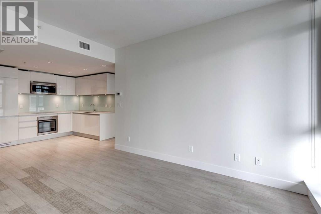 Single Family House High rise for Sale in    Street SE Beltline Calgary 