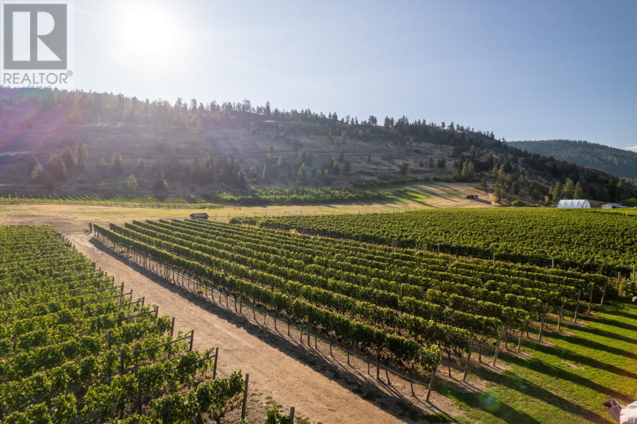 1116 NARAMATA Road, Penticton