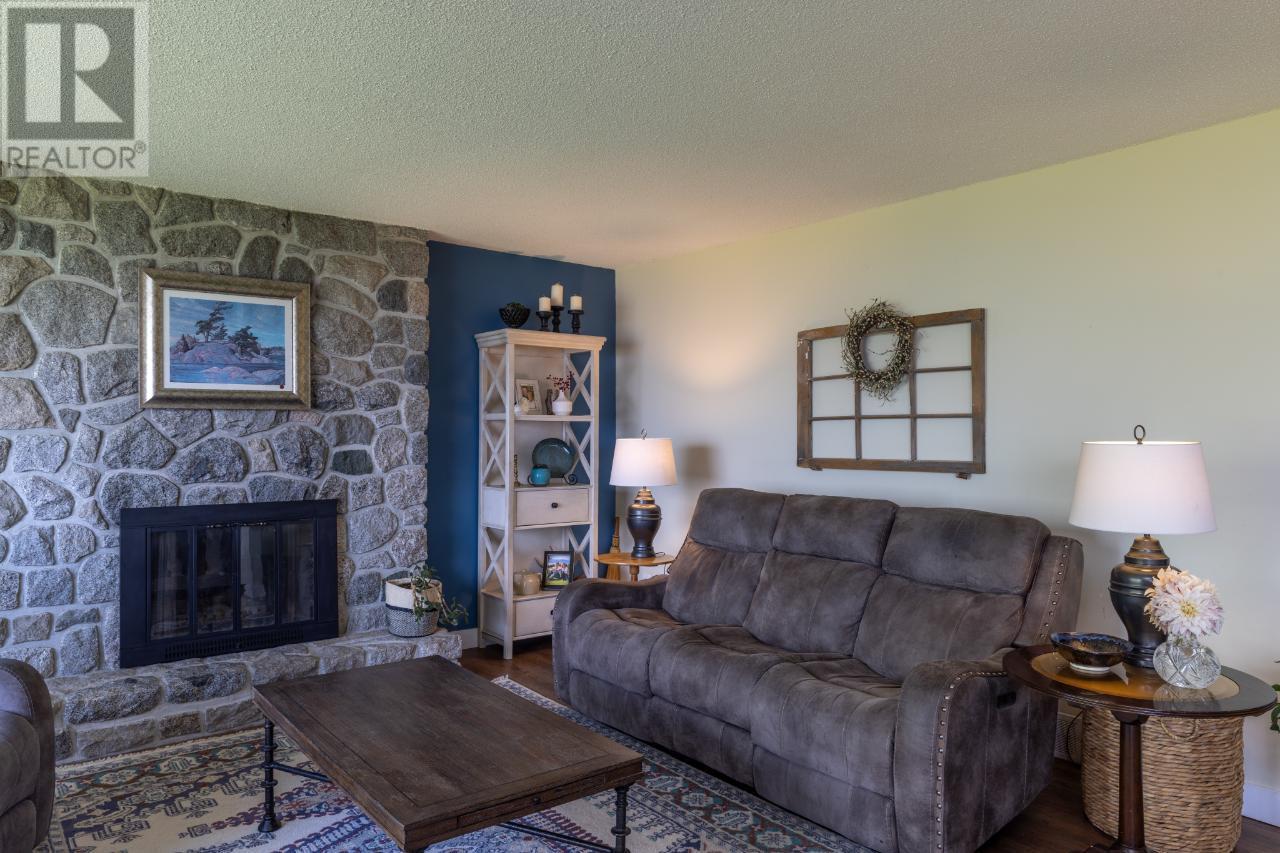 1116 NARAMATA Road, Penticton