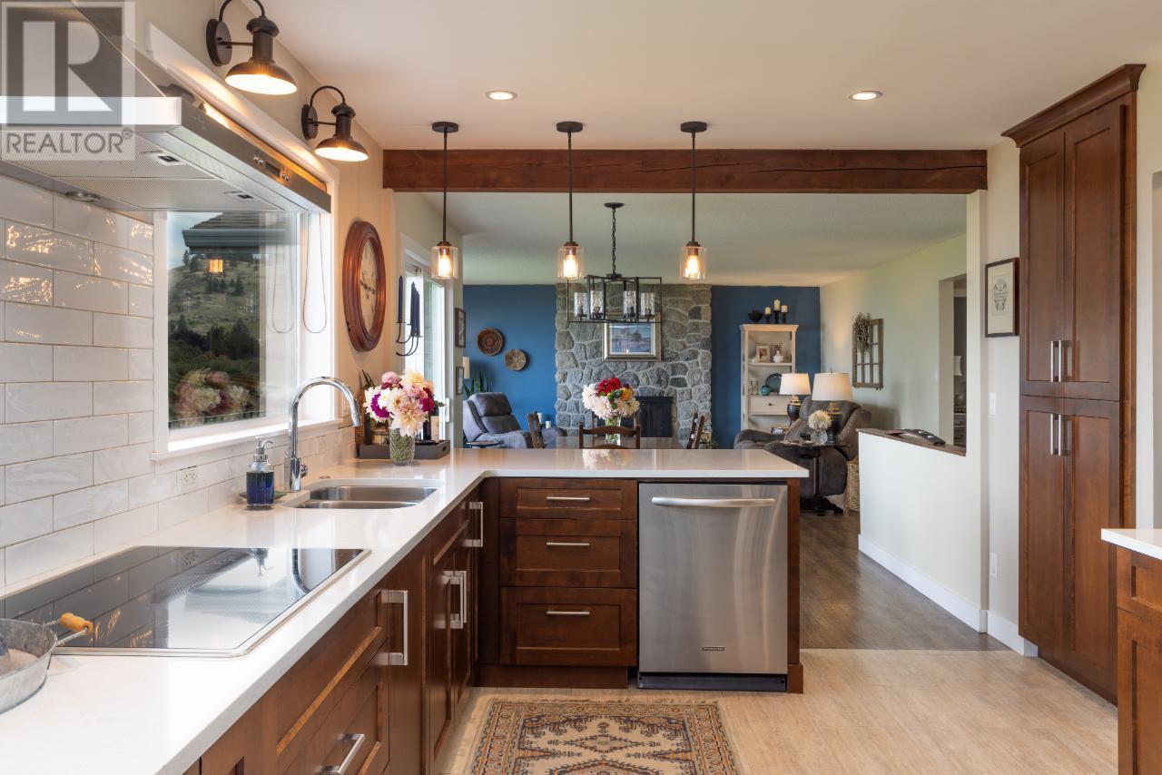 1116 NARAMATA Road, Penticton
