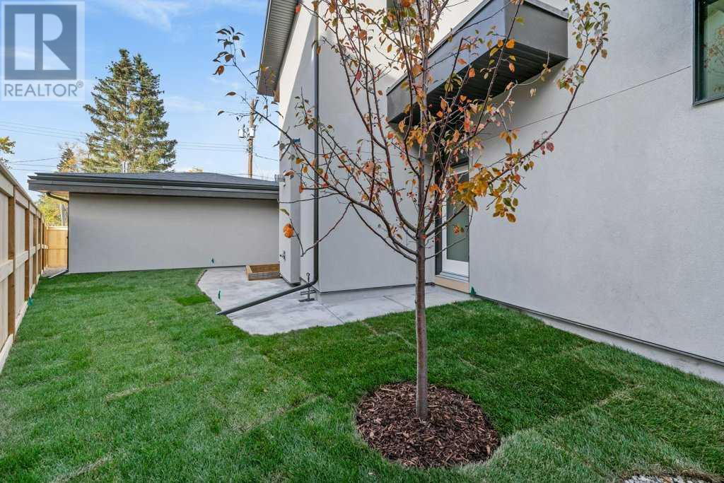 Single Family House for Sale in A Willow Crescent SW Spruce Cliff Calgary 