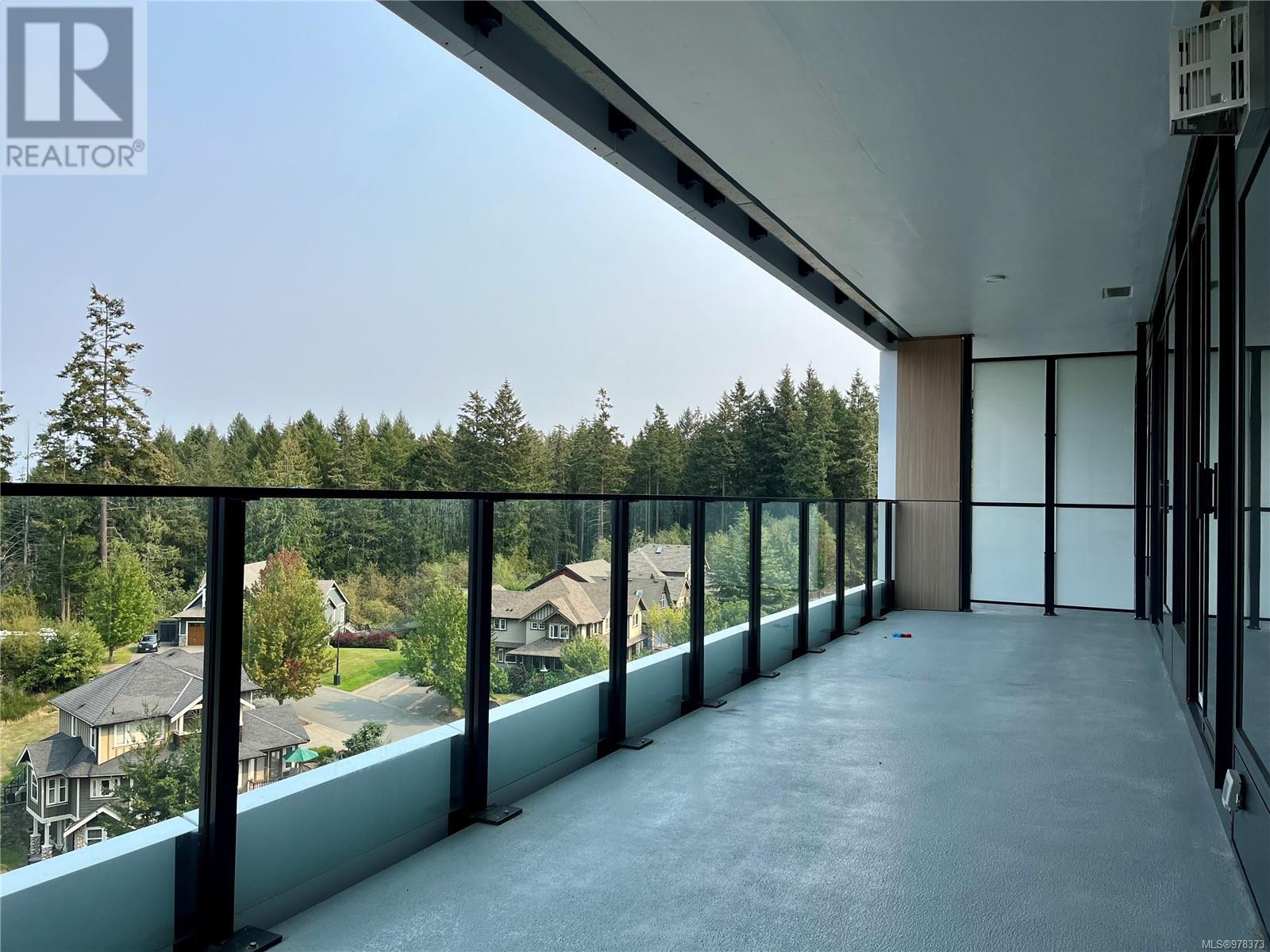 706 2000 Hannington Rd, Langford real estate listing 978373