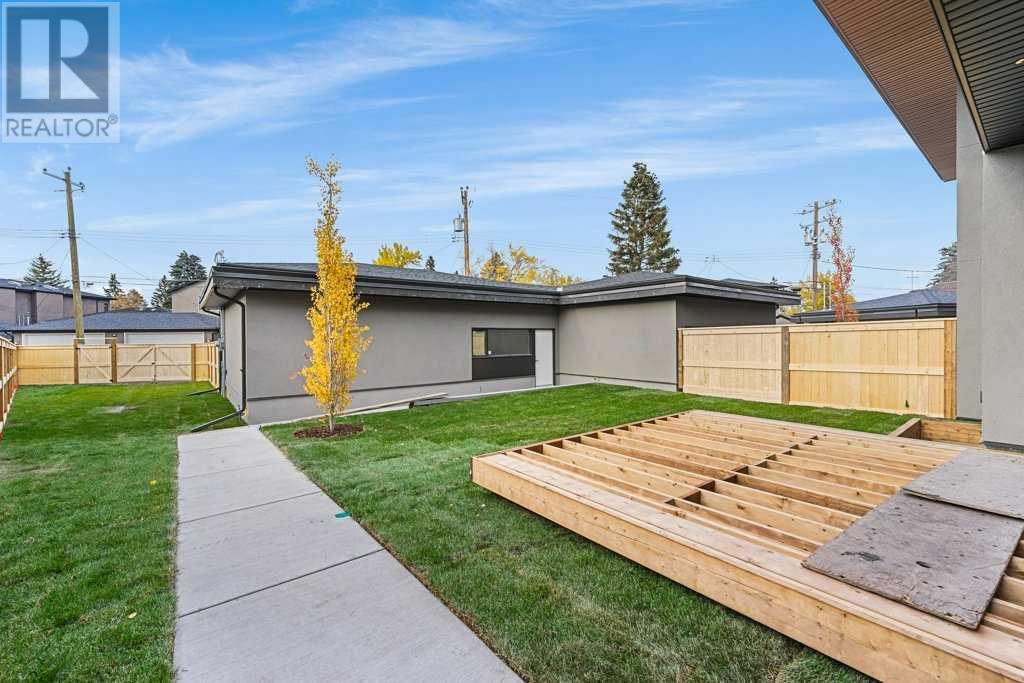 Single Family House for Sale in C Willow Crescent SW Spruce Cliff Calgary 