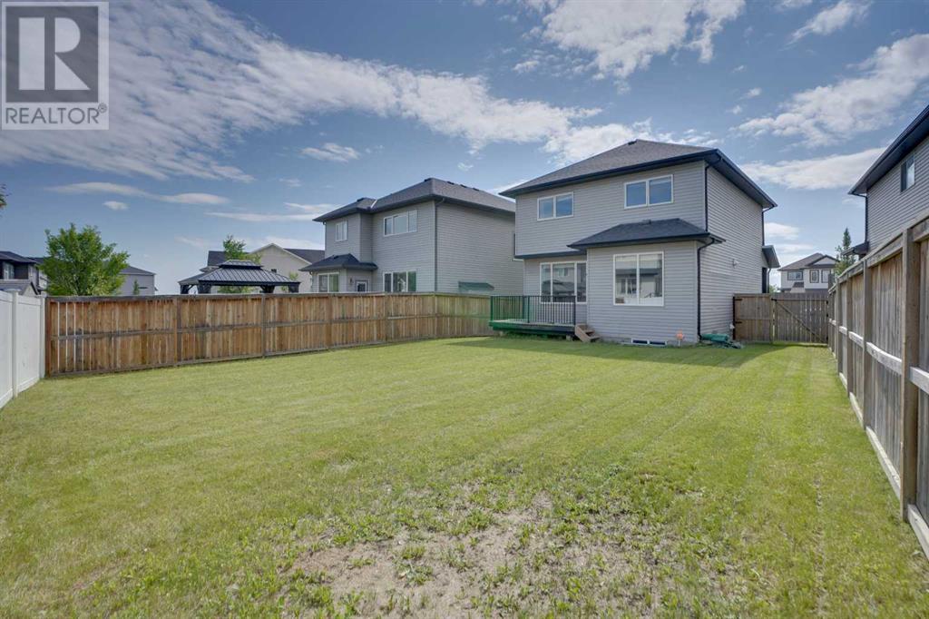 Single Family House for Sale in  Sherwood Place NW Sherwood Calgary 