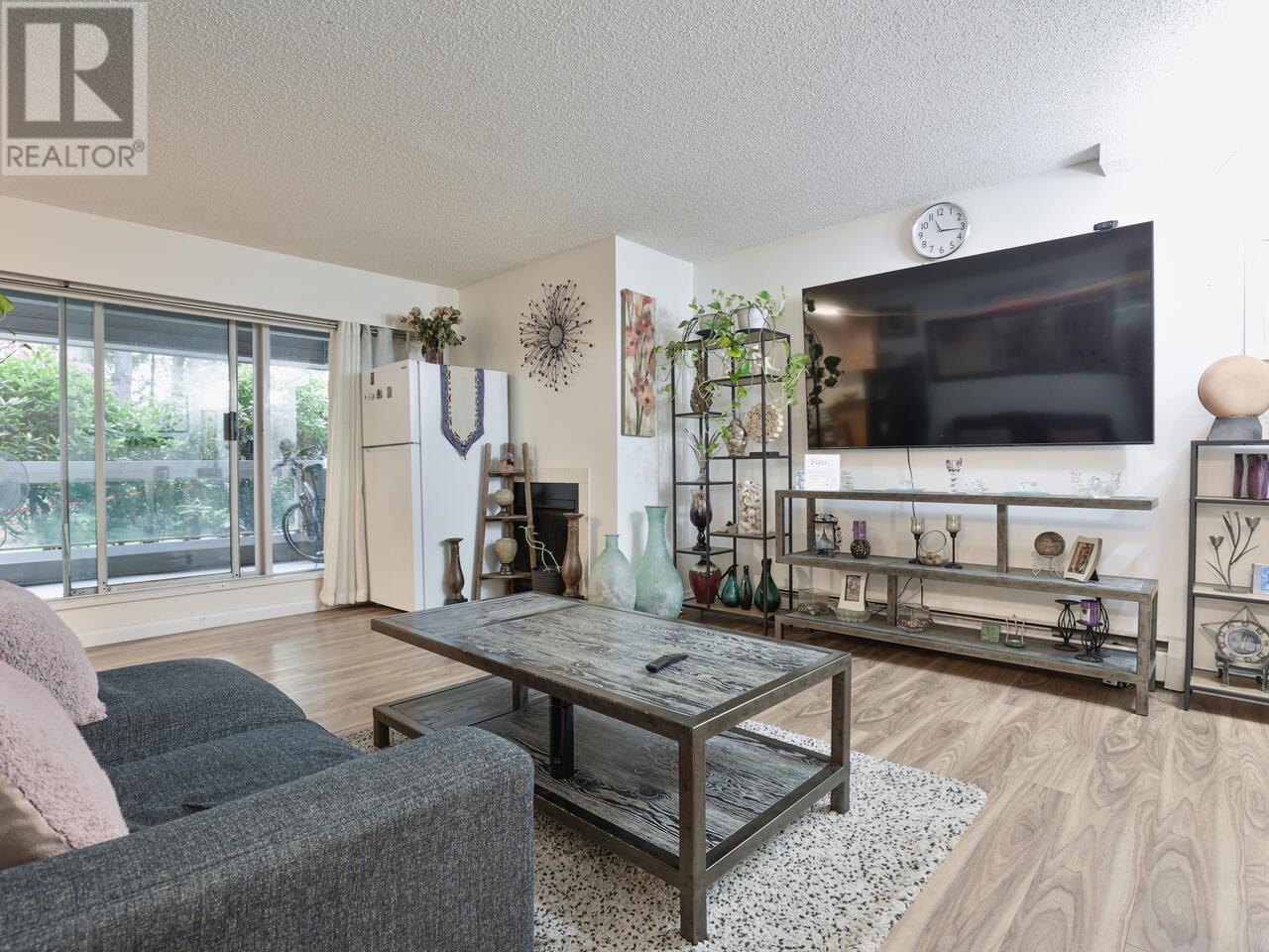 119 932 ROBINSON STREET, Coquitlam