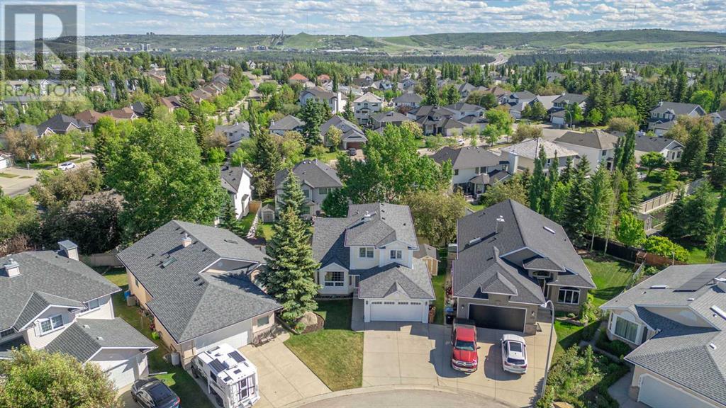 Single Family House for Sale in  Sceptre Court NW Scenic Acres Calgary 