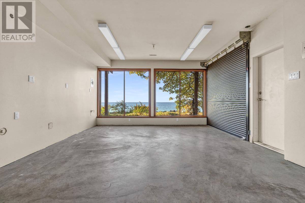 4893 SUNSHINE COAST HIGHWAY, Sechelt