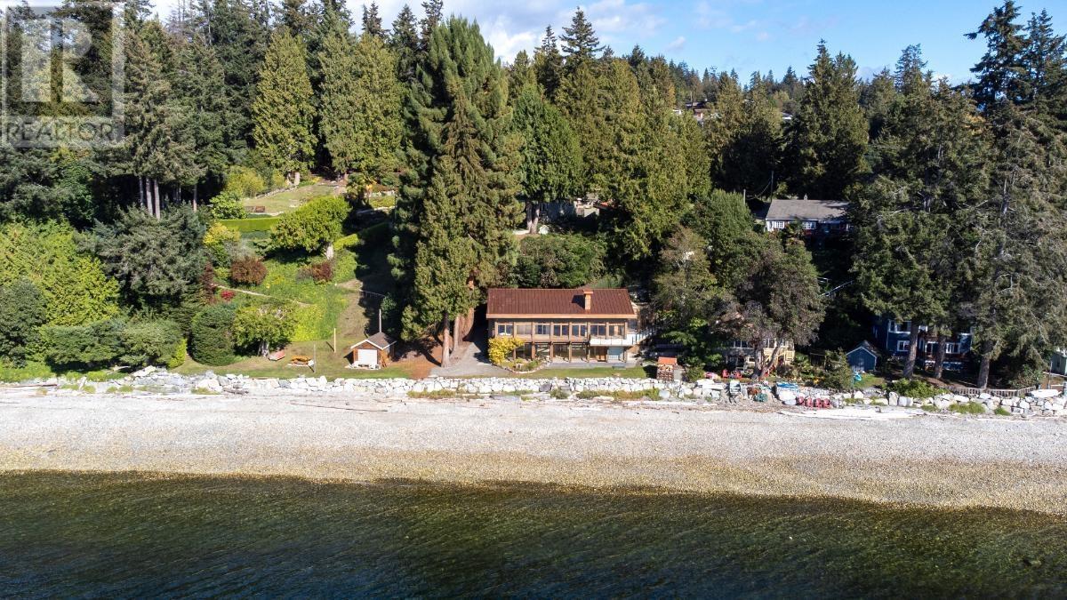 4893 SUNSHINE COAST HIGHWAY, Sechelt