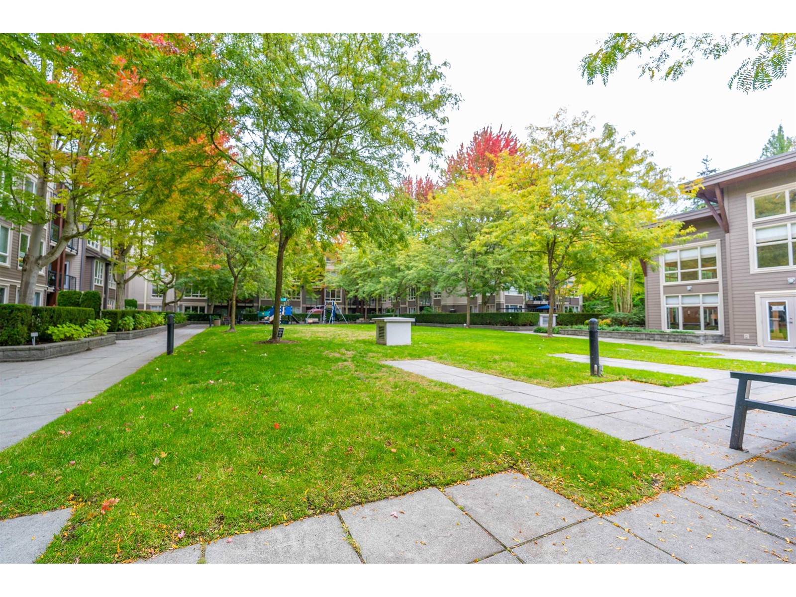 416 15988 26 AVENUE, Surrey