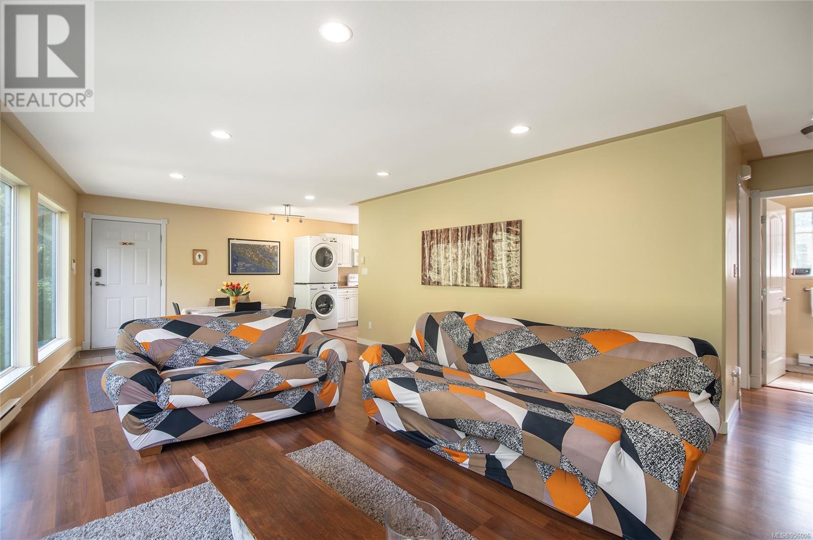 2420 Campbell River Rd, Campbell River real estate listing 956006