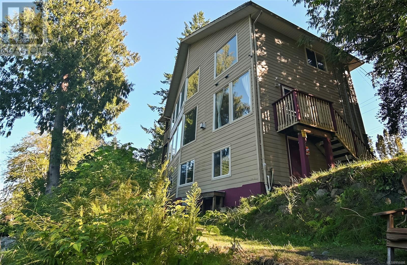 2420 Campbell River Rd, Campbell River real estate listing 956006