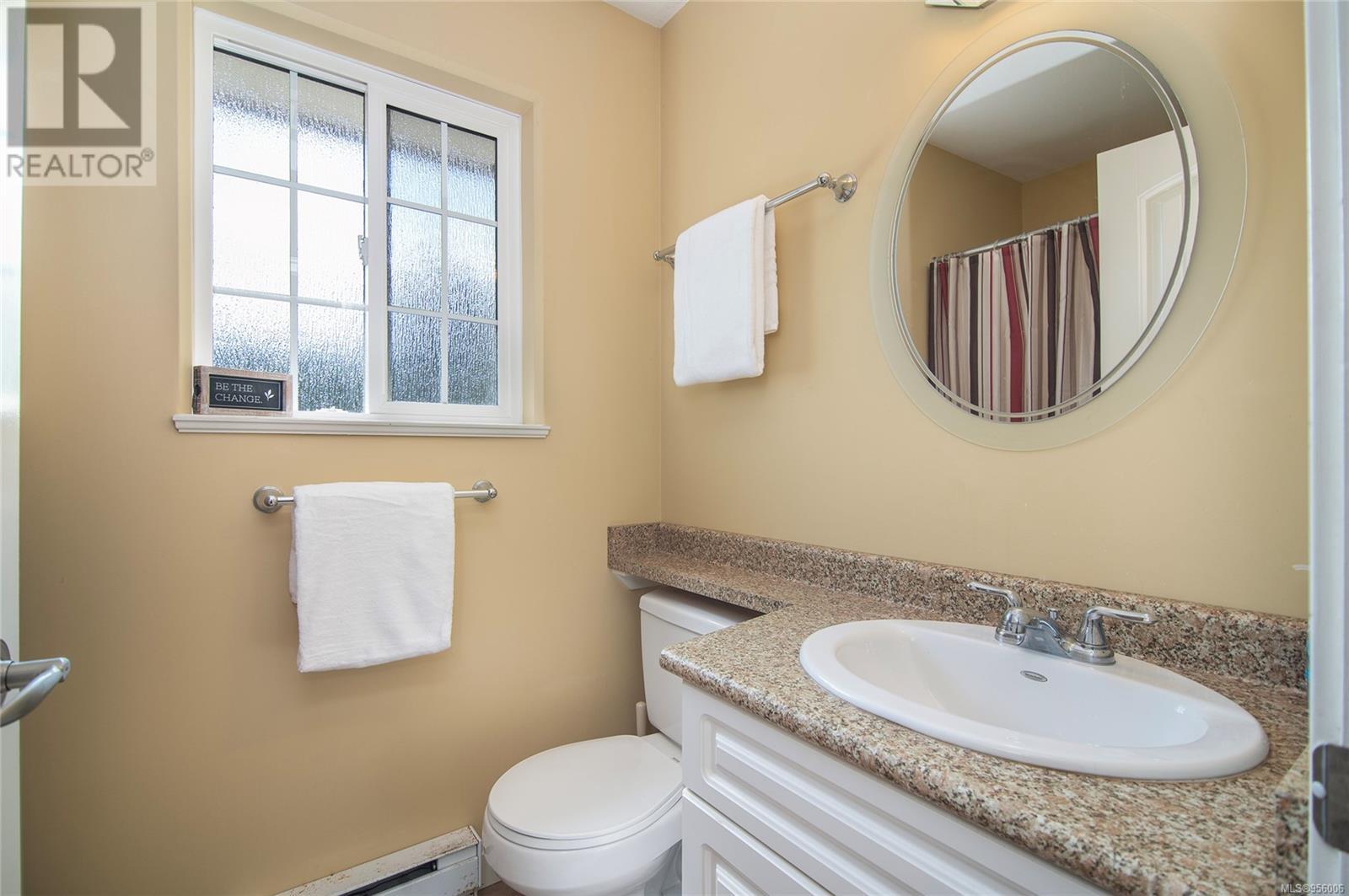 2420 Campbell River Rd, Campbell River real estate listing 956006
