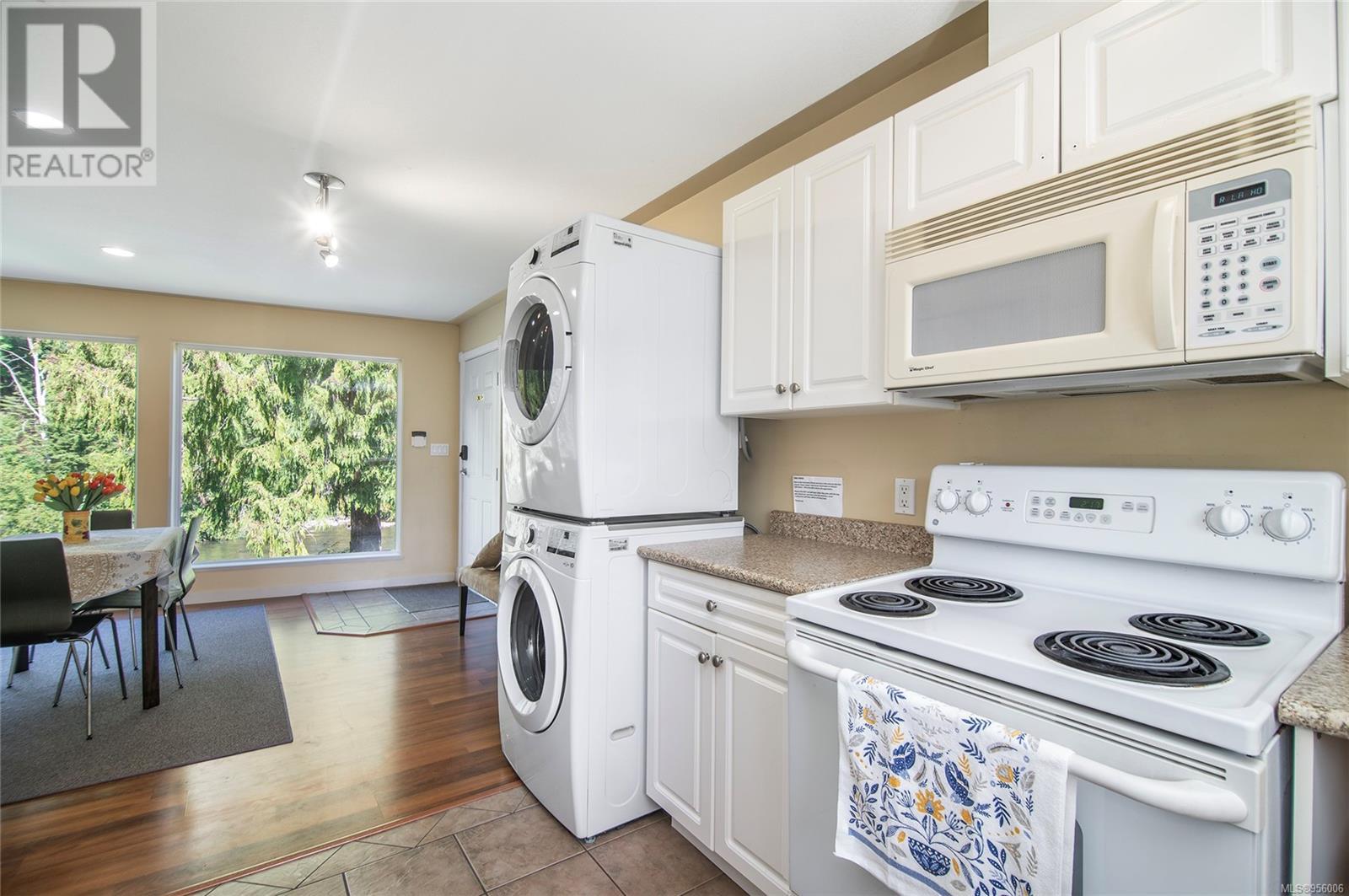2420 Campbell River Rd, Campbell River real estate listing 956006