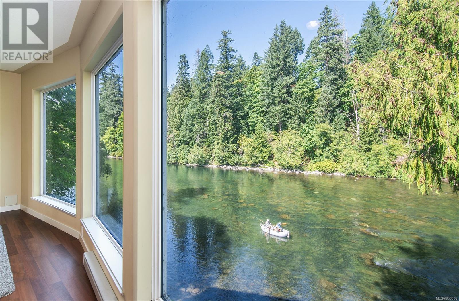 2420 Campbell River Rd, Campbell River real estate listing 956006