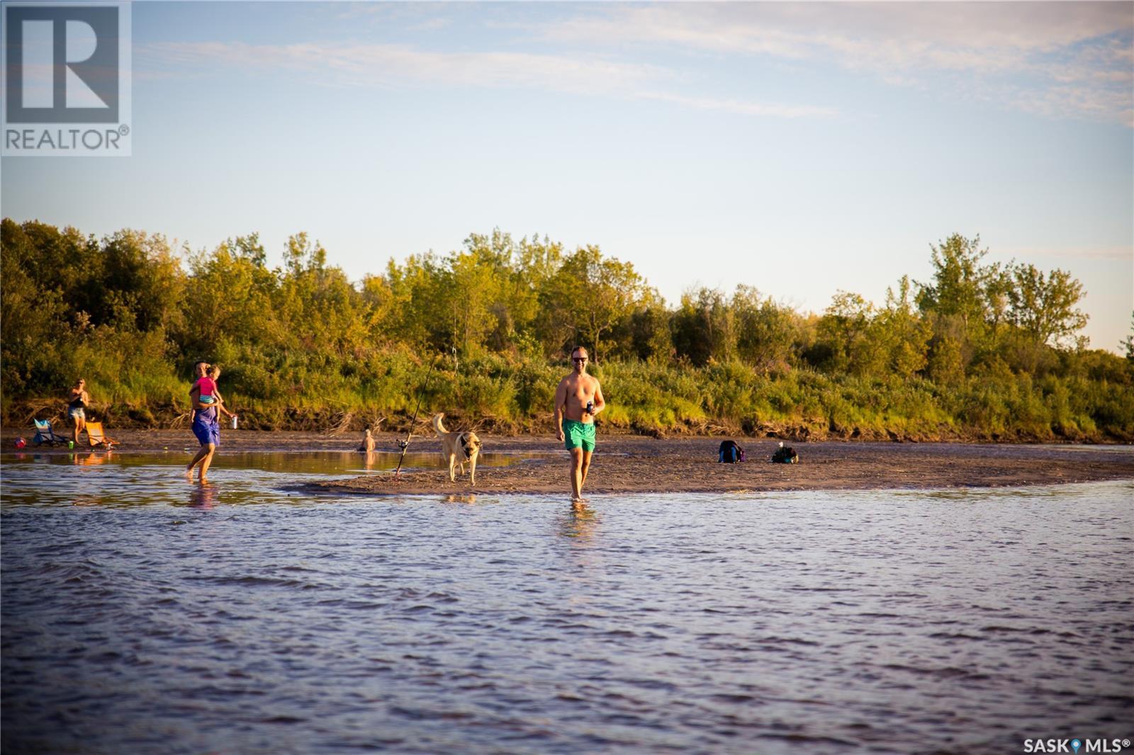 Photo 4 of 502 Saskatchewan Bay, Laird Rm No 404 SK