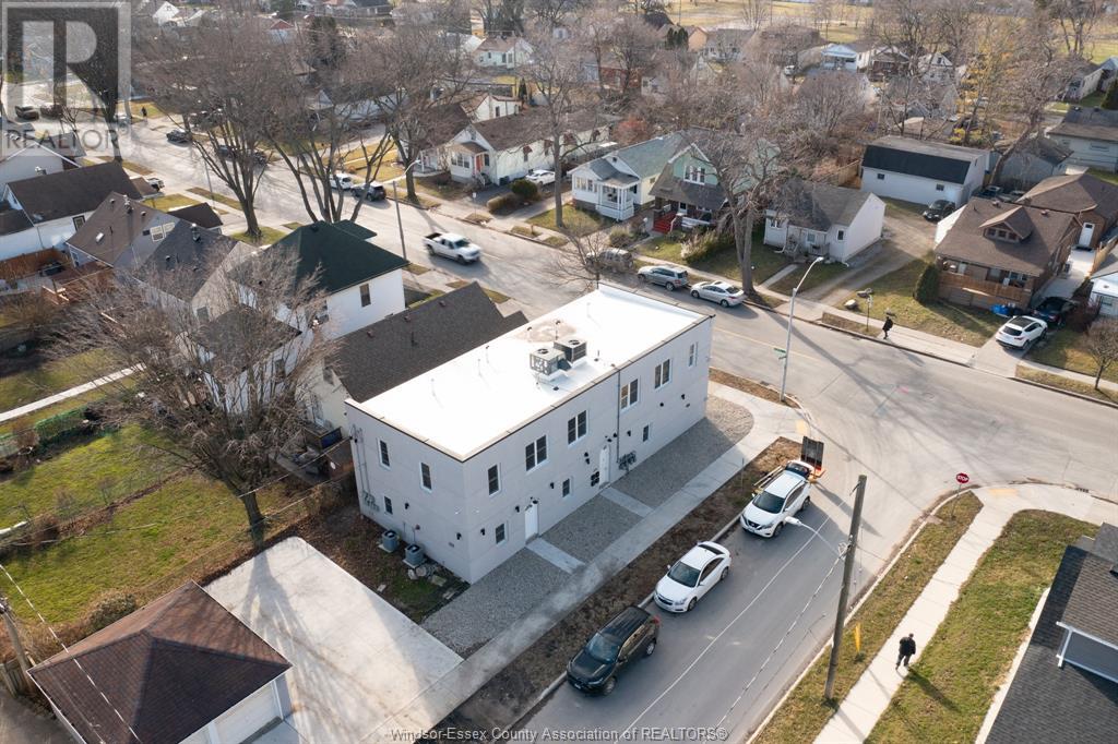 Photo 7 of 1010 Campbell, Windsor ON