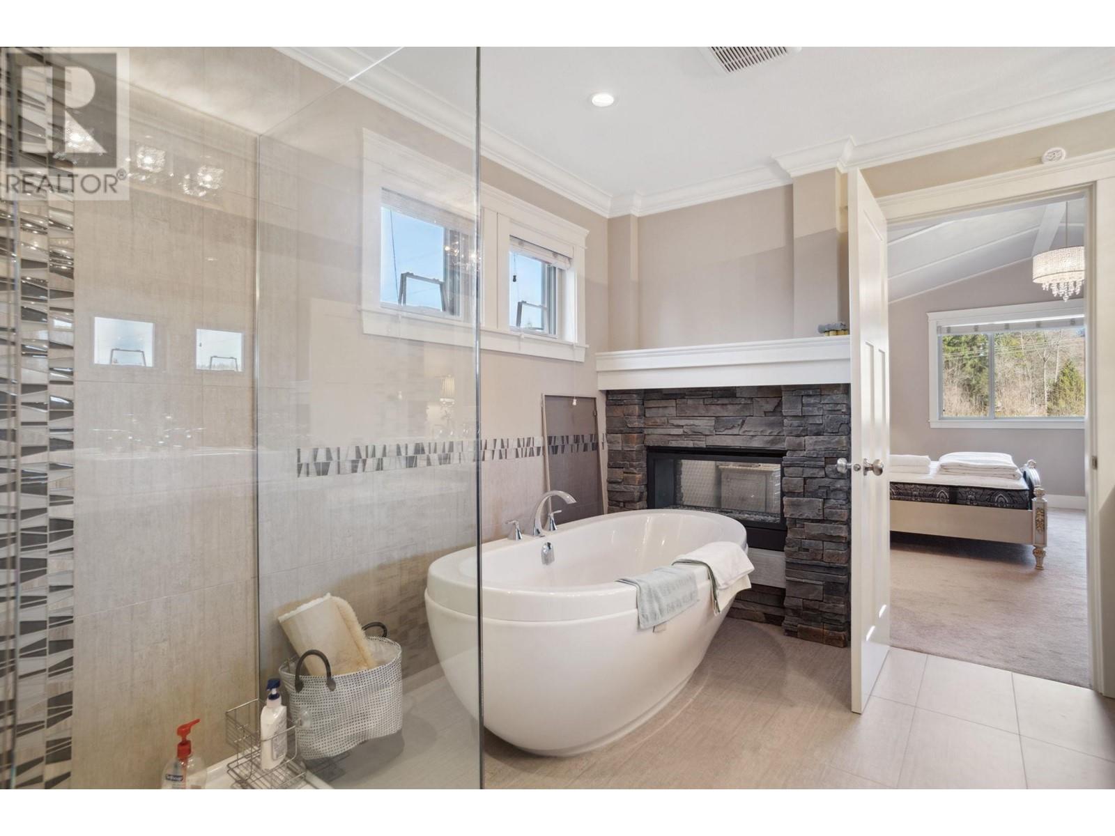 2535 LEGGETT DRIVE, Anmore real estate listing R2935345