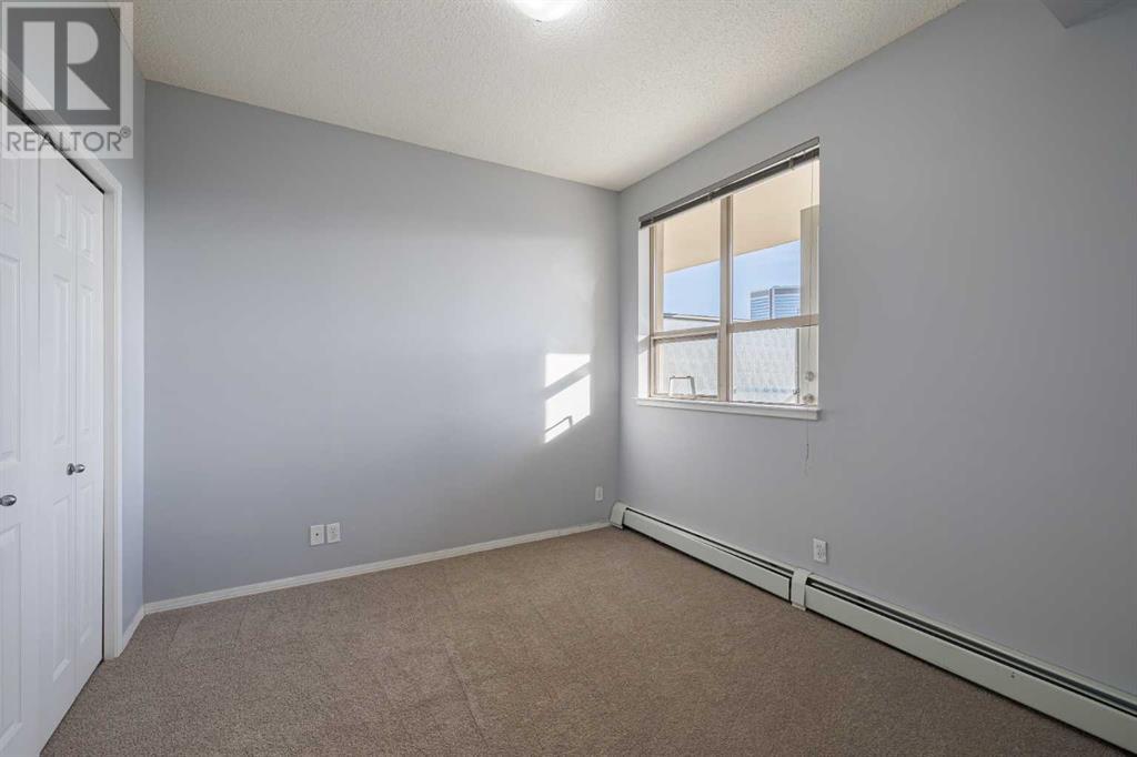 Single Family House High rise for Sale in    Street SW Beltline Calgary 