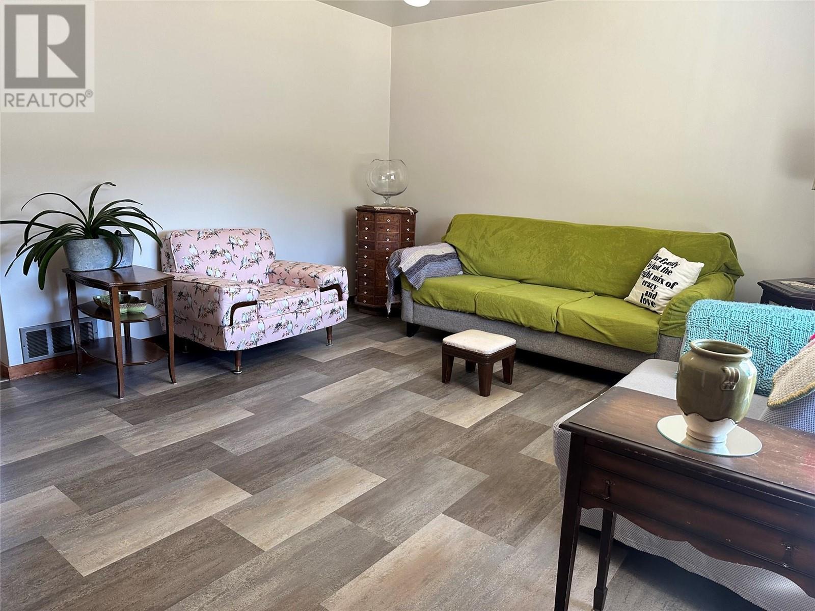 1826 Fairford Drive, Penticton