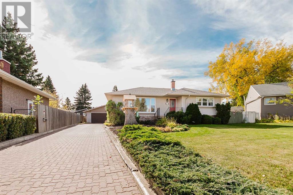 Single Family House Bungalow for Sale in   StreetCrescent Mountview Red Deer 