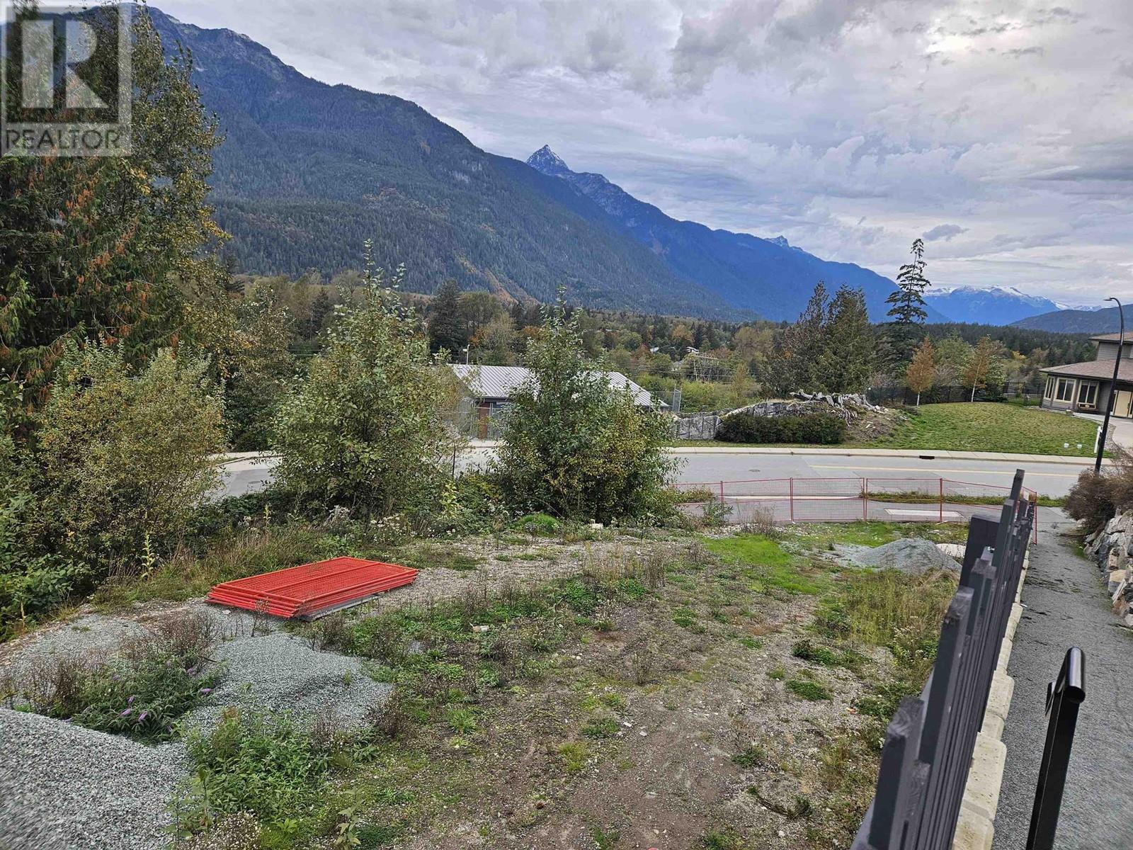 1936 DOWAD @ ROCKRIDGE, Squamish real estate listing R2934916