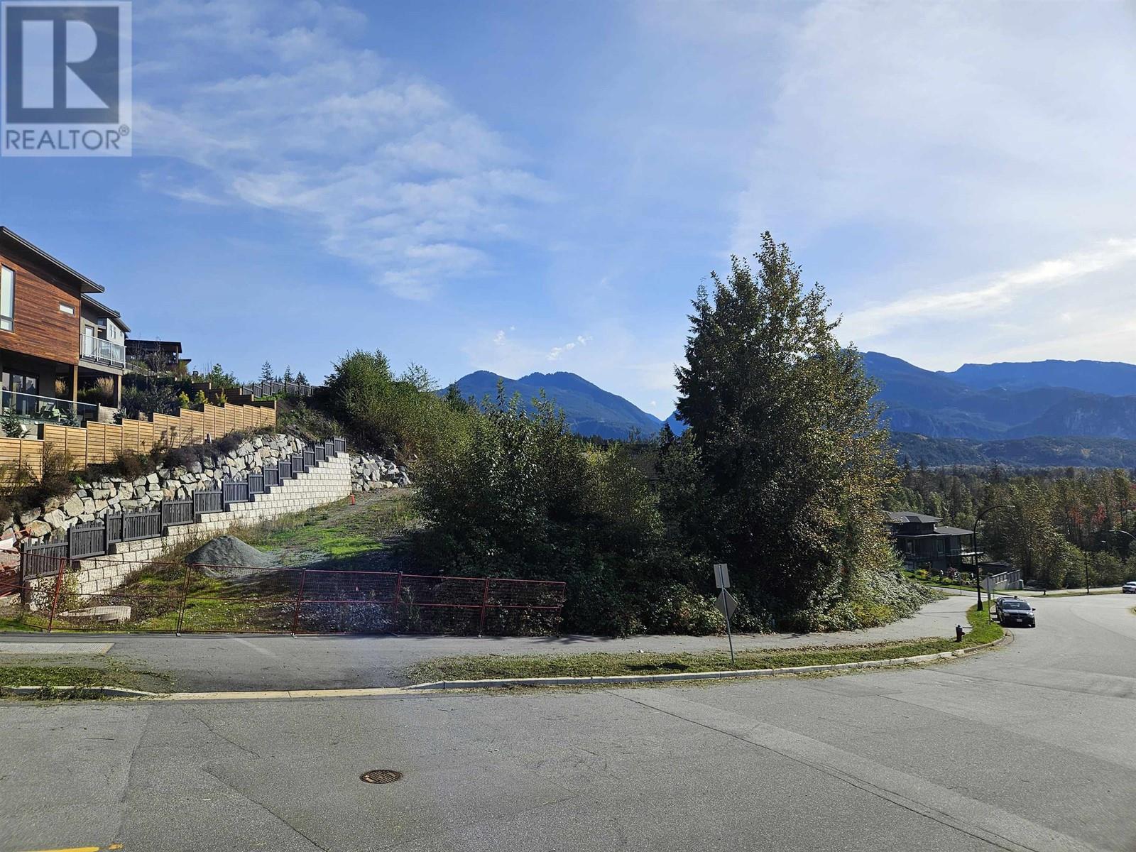 1936 DOWAD @ ROCKRIDGE, Squamish real estate listing for sale