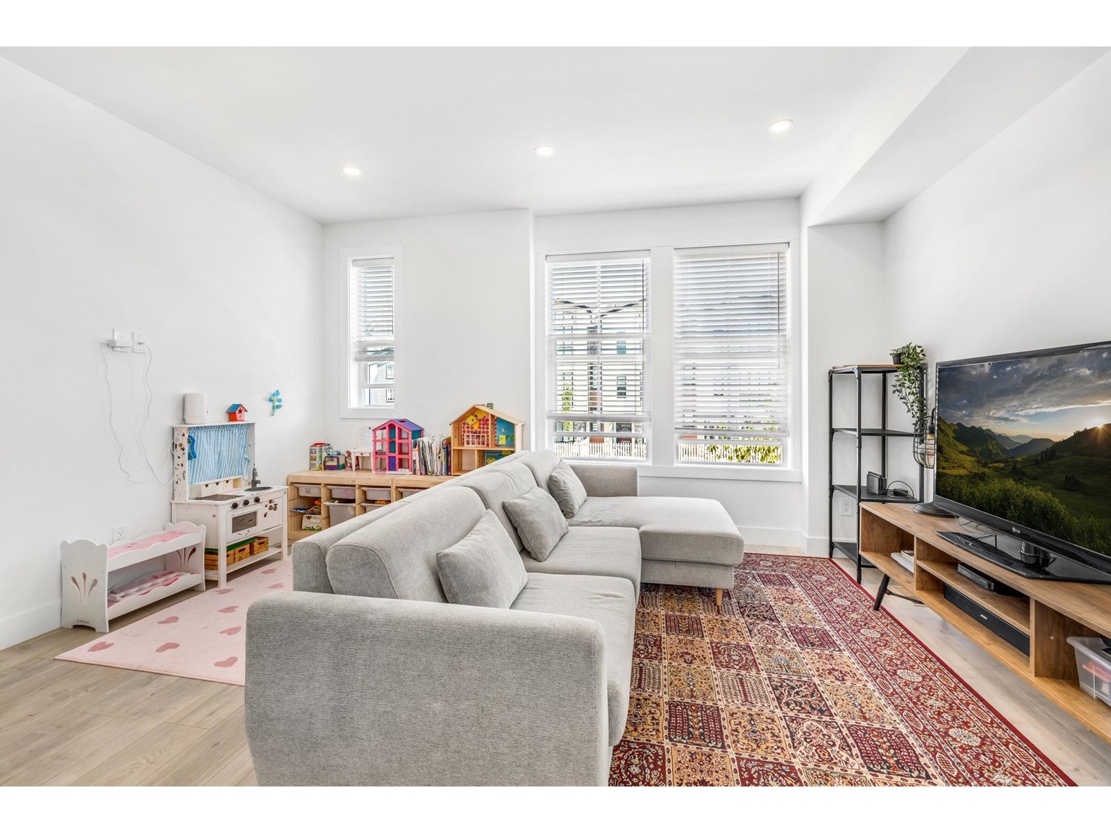 44 20680 76B AVENUE, Langley real estate listing R2935402