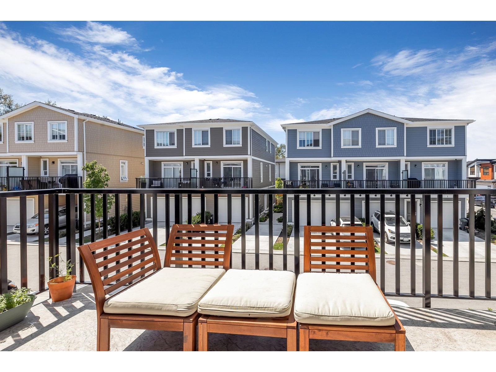 44 20680 76B AVENUE, Langley real estate listing R2935402