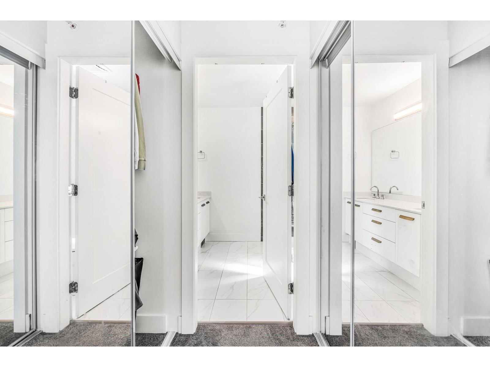 44 20680 76B AVENUE, Langley real estate listing R2935402