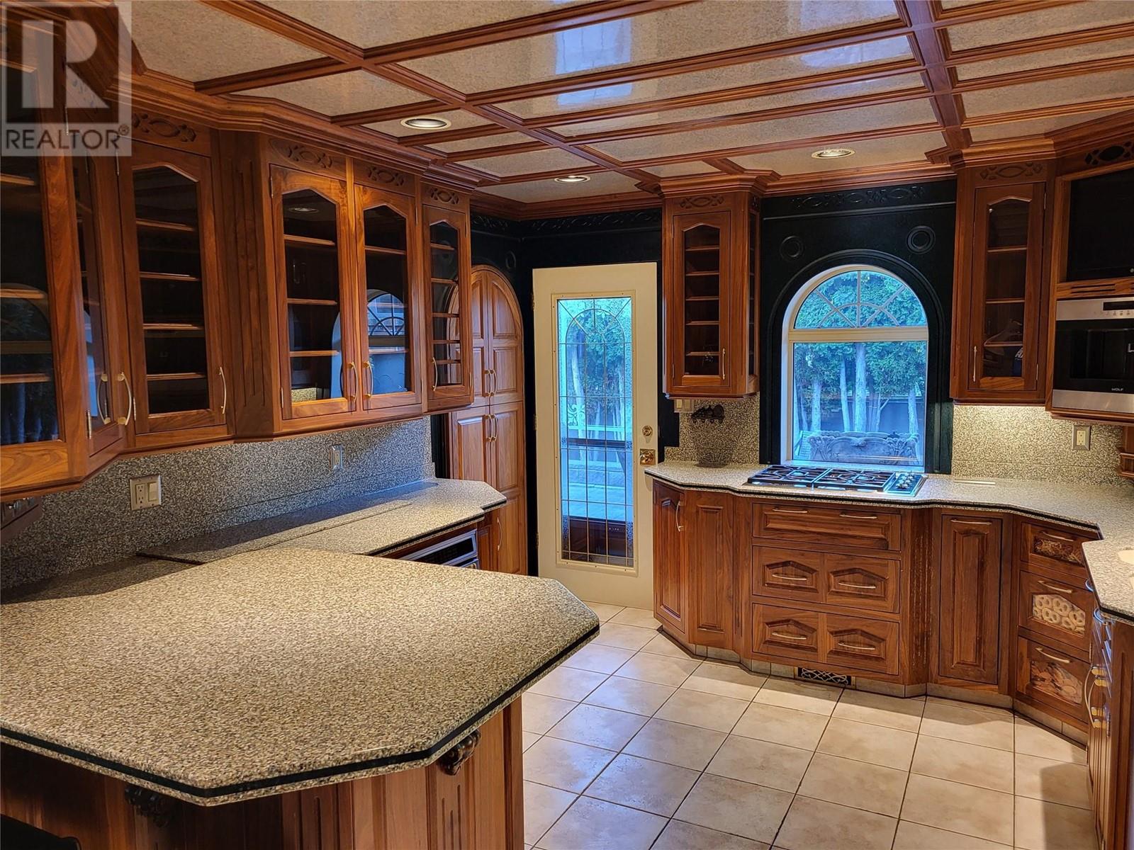 327 Carmel Crescent - 20